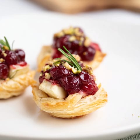 Cranberry Brie Bites Wreath